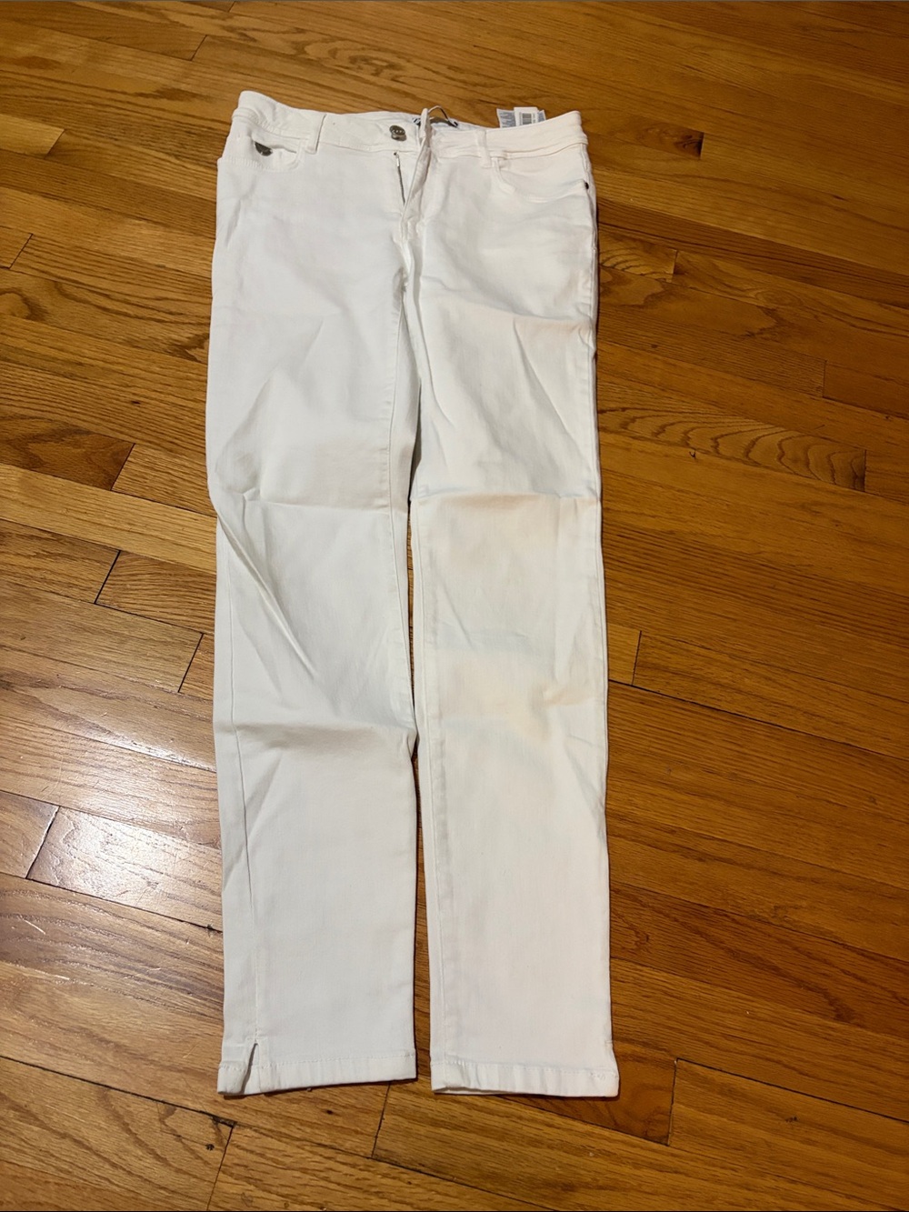 Zara Women’s White Straight-Leg Jeans